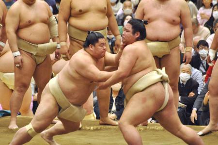 大栄翔、大関昇進に決意　朝乃山は幕内復帰へ気合い