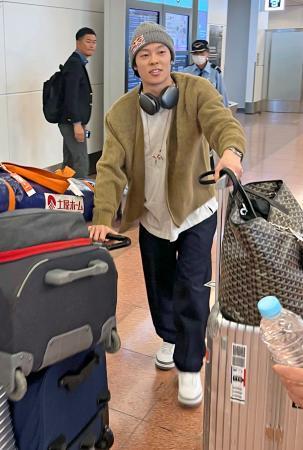 プロ転向の小林陵侑が意気込み　「夢を感じ楽しいジャンプ界に」