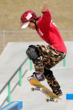 　女子ストリートで決勝進出を決めた松本雪聖＝ムラサキパークかさま