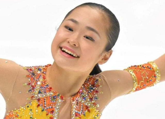 １４歳の世界ジュニア女王・島田麻央　“生”高木美帆に「同じ場所にいるのが不思議な感じ」　日本スケート連盟祝賀会