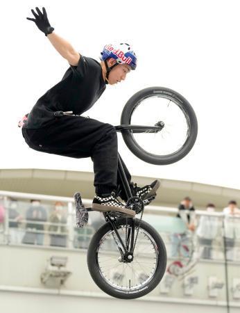 中村、首位で決勝進出　自転車ＢＭＸジャパン杯