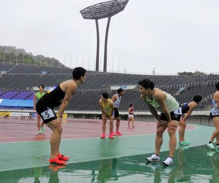 　予選を終えた（左から）桐生祥秀、山縣亮太