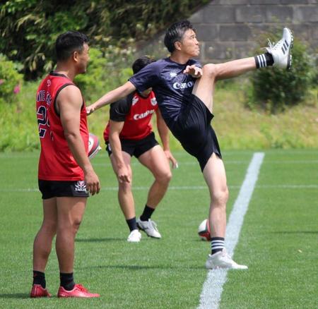 ラグビーリーグワン横浜　沢木敬介監督「自分たちのスタイルでどう崩すか」ＰＯ準決勝・埼玉戦