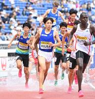 ３０００ｍ障害物を制した三浦龍司＝日産スタジアム（撮影・金田祐二）