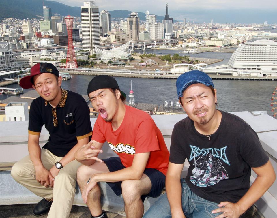 　１０－ＦＥＥＴの（左から）ＮＡＯＫＩ、ＴＡＫＵＭＡ、ＫＯＵＩＣＨＩ（２０１２年撮影）