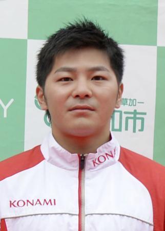 体操男子の山室光史が引退　リオ五輪団体金メダリスト