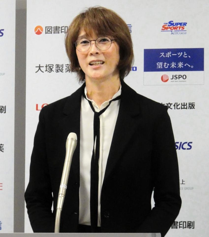 　日本スポーツ少年団本部長と日本スポーツ協会副会長に就任し、会見した益子直美さん