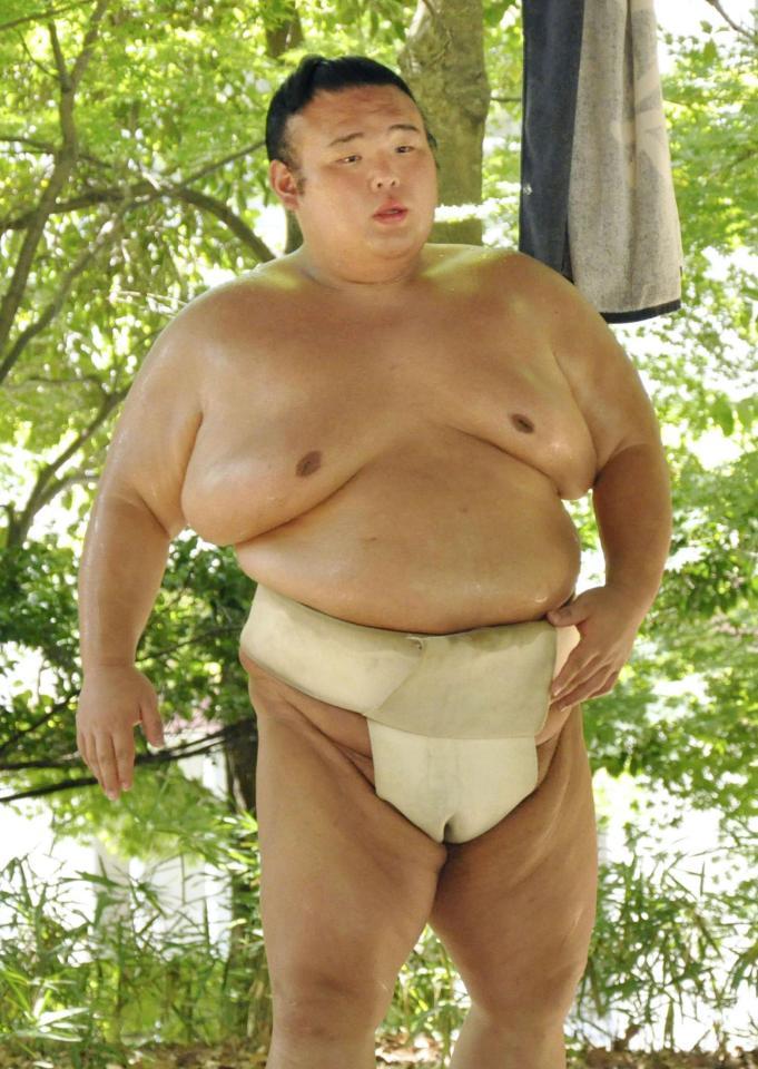 　稽古で基礎運動を中心に調整した貴景勝＝常盤山部屋宿舎