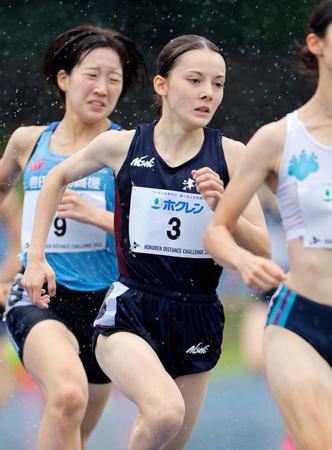 　女子１５００メートルで４位となったドルーリー朱瑛里