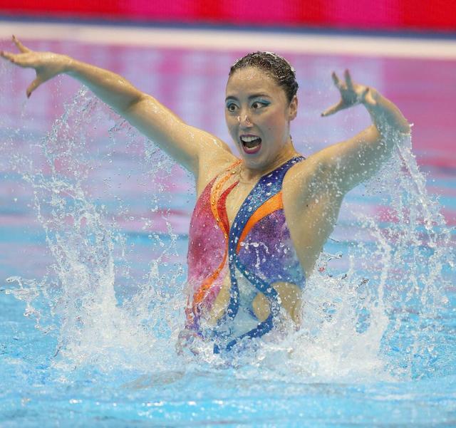 AS乾友紀子で世界水泳福岡が快幕 貫禄の予選首位発進 2度目世界女王へ「声援が力になった」