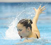 女子ソロＦＲ予選　演技する乾友紀子。トップで決勝に進出した