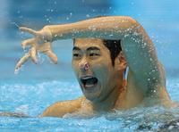 　男子ソロＦＲ決勝で演技する佐藤陽太郎