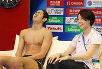 　男子ソロＦＲ決勝の演技を終え得点を見てがっかりする佐藤陽太郎