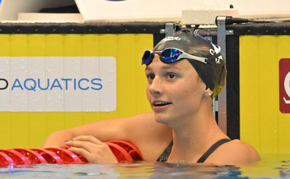 　女子２００メートル自由形決勝を泳ぎ終え、表情が和らぐサマー・マッキントッシュ（撮影・中田匡峻）