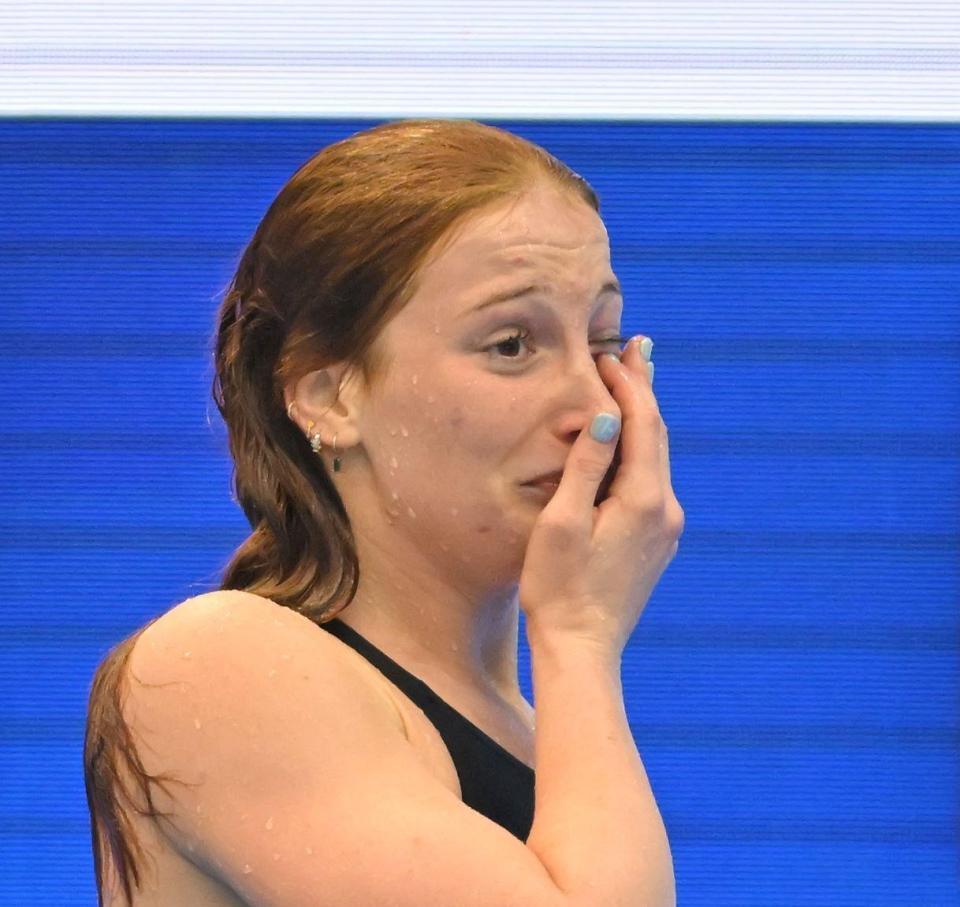 　女子２００メートル自由形決勝、世界記録を樹立し、涙を流すモリー・オキャラハン（撮影・中田匡峻）