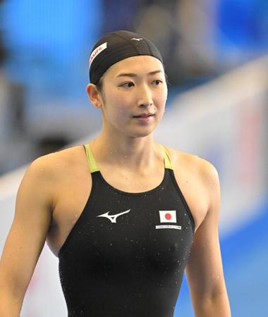 　女子１００メートル自由形準決勝を終え、引き揚げる池江璃花子（撮影・中田匡峻）