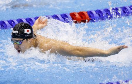 　男子２００メートル個人メドレー決勝　瀬戸大也のバタフライ＝マリンメッセ福岡