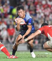 　後半、果敢に攻める長田智希（撮影・北村雅宏）