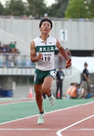 　男子４×１００メートルリレーの準決勝に出場した柳田聖大（撮影・中島達哉）