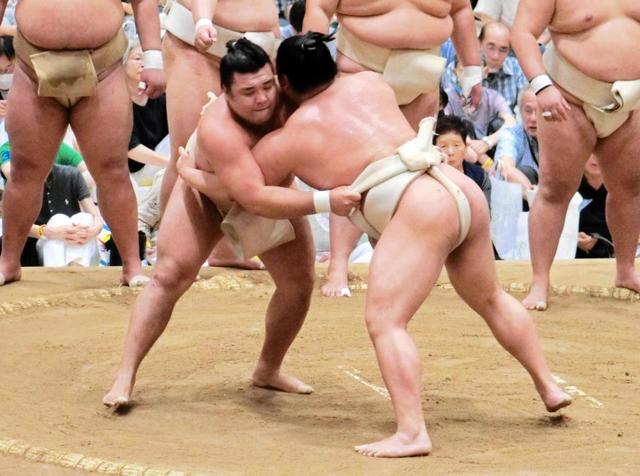 霧島　若元春との三番稽古で５勝１敗　秋場所はかど番も「いつも通りに、自信を持って」