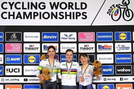 女子ポイントレースで内野「銅」　世界自転車トラック第６日