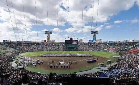 １５日の甲子園大会中止　台風接近で、１６日に順延