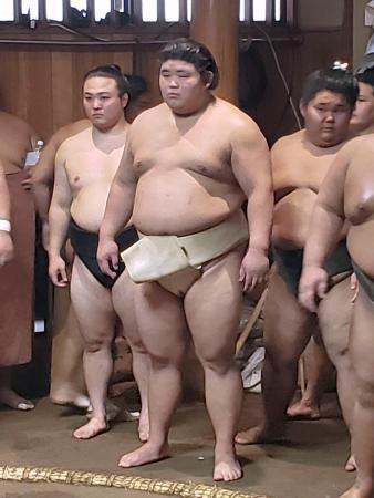 伯桜鵬、秋場所休場の可能性示唆　左肩痛「状態良くない」