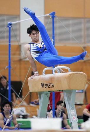 橋本大輝、世界選手権前に試技会１位「結構良かった」　内村航平強化コーチは見守る「経験を伝えてます」