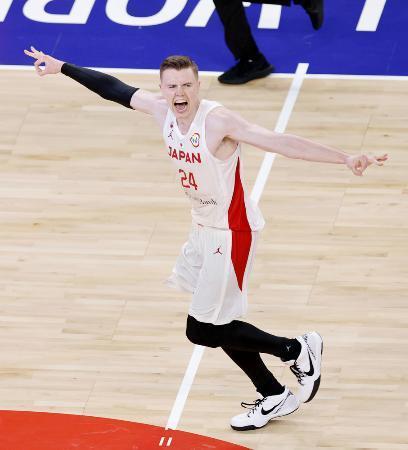 　ホーキンソン＝２日、沖縄アリーナ