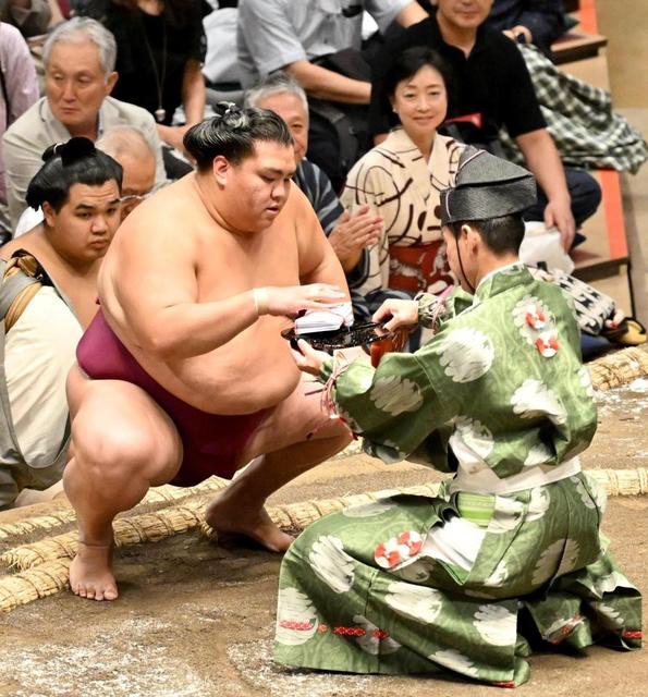 【写真】川上麻衣子、高須院長が大相撲・秋場所を生観戦「川上麻衣子さん浴衣ステキ」