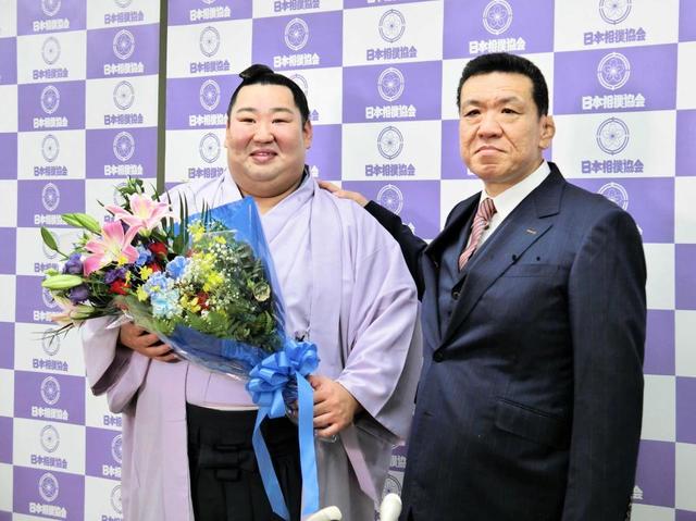 徳勝龍引退千田川親方襲名大相撲 両国 枡席4枚 ごつ