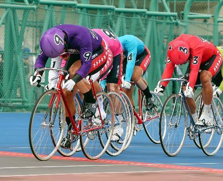 新山、深谷らが決勝進出 競輪の共同通信社杯
