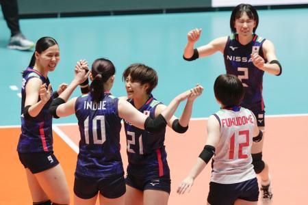 バレー女子、日本は開幕３連勝　パリ五輪予選、Ｂ組首位に