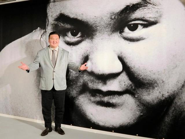 元白鵬の宮城野親方が写真展「横綱白鵬」の会場訪問「楽しんでもらえ