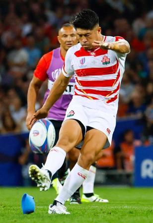 　後半、ＰＧを決める松田（共同）