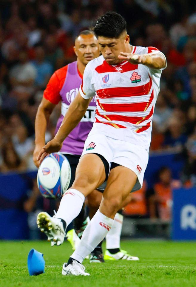 　後半、ＰＧを決める松田（共同）