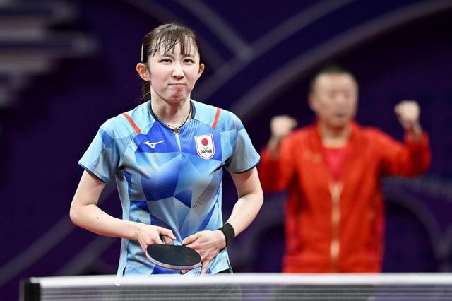 早田ひな　世界４位の中国選手撃破でアジア大会２９年ぶり決勝進出　再びマッチポイントしのぎ大逆転勝利