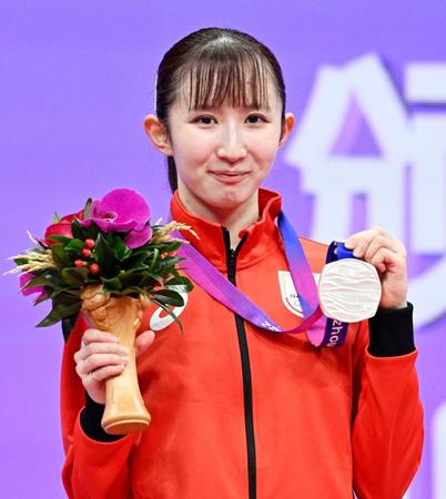 早田ひな　悔し銀　世界１位相手に力負けも収穫「やってきたことを出せた」