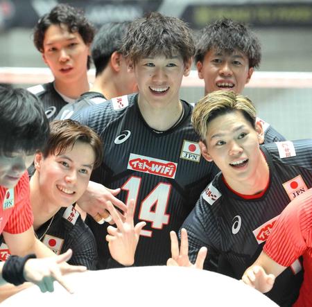 バレー男子“瞬間判断力”向上でパリ五輪メダルへ　ブラン監督が課題明確化