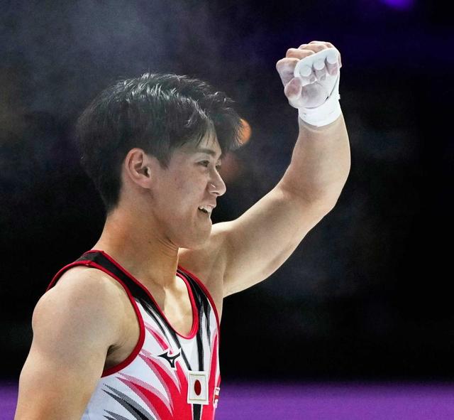 橋本大輝　内村以来の世界体操３冠　団体＆個人総合に続き鉄棒圧勝Ｖ