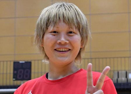 バスケ　男子遠征時ビジネスクラス利用の発表に「女子は？」東京五輪銀メダル高田らが反応