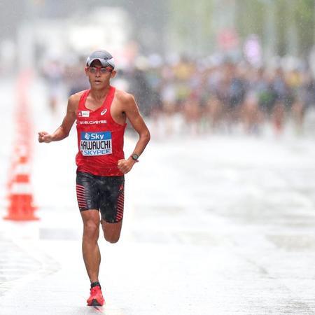 　１４キロ付近を力走する川内優輝（代表撮影）＝１５日