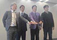 　トークショーに出席した（右から２番目の）青学大の原晋監督