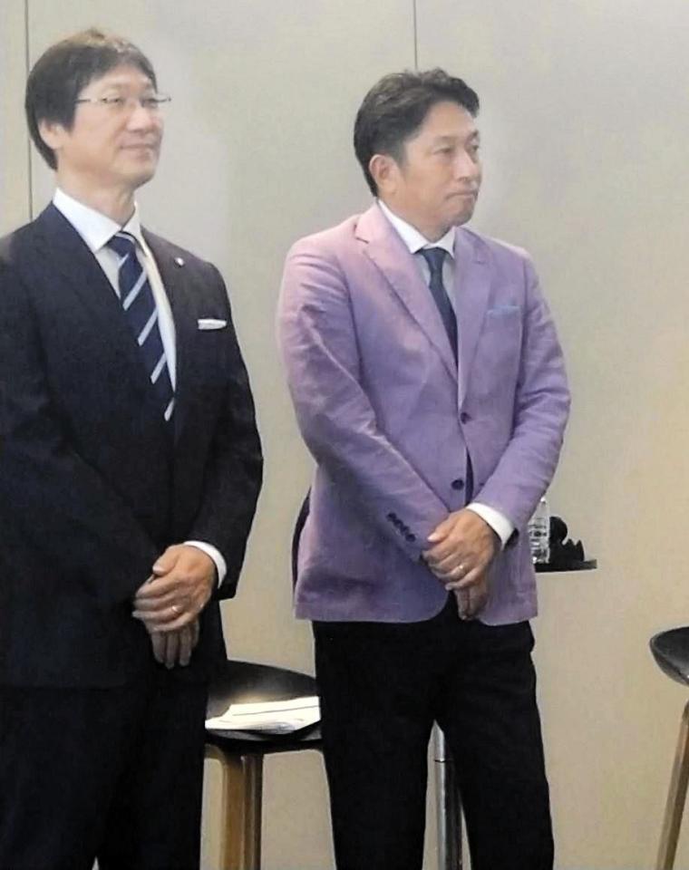 　トークショーに出席した（中央の）青学大の原晋監督