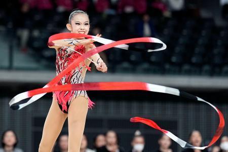１６歳の鶴田芽生が個人総合初Ｖ　全日本新体操第２日