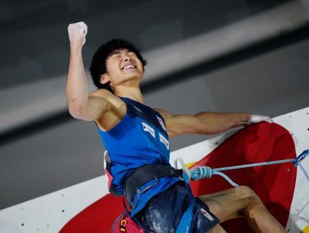 男子の安楽が五輪切符獲得 クライミング、アジア予選
