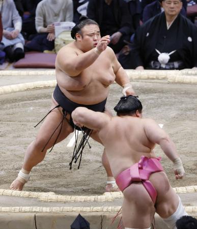 貴景勝3連勝、3大関は安泰 大栄ら3関脇も白星