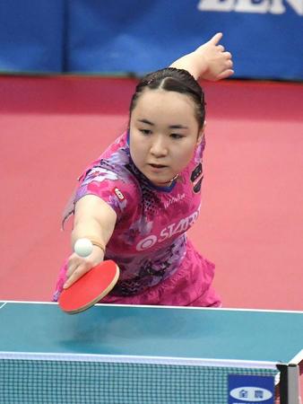 伊藤美誠、15歳張本美和に痛恨黒星　最後のパリ五輪代表選考会で５－８位決定戦へ