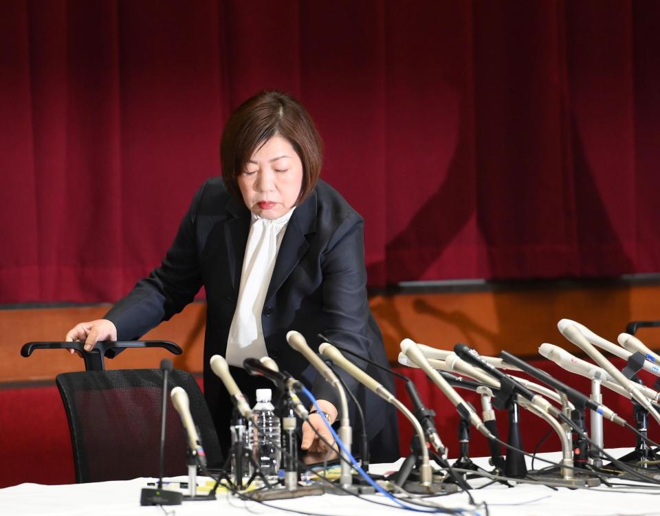 　アメフト部の薬物問題を発端とした一連の問題に関する会見に登壇した日大・林真理子理事長（撮影・伊藤笙子）