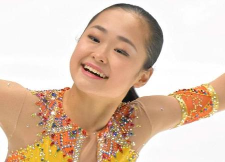 ２連覇狙う島田麻央は２位発進　ジャンプミスに号泣　上薗恋奈３位、中井亜美４位　ジュニアＧＰＦ